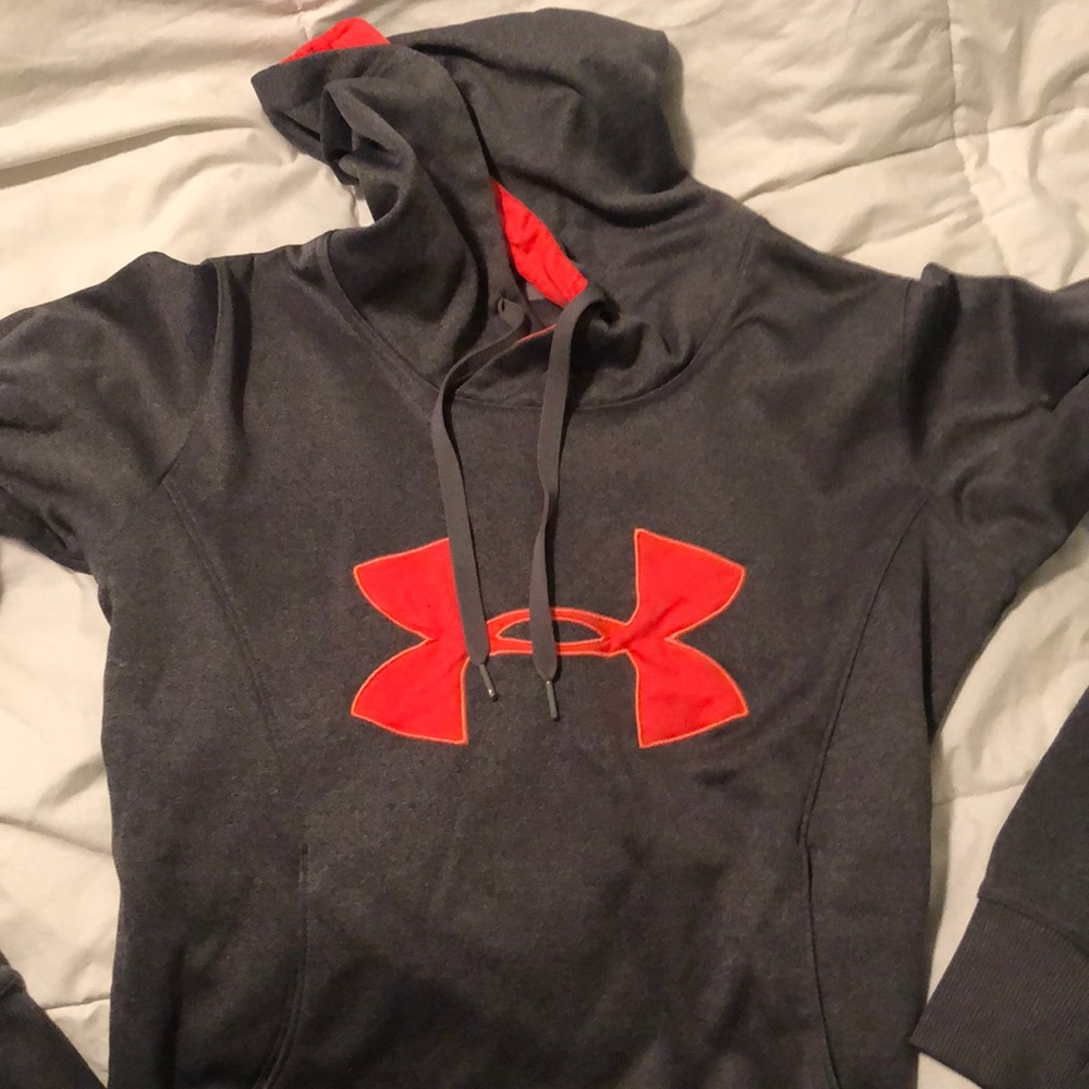 Under Armour sweatshirt